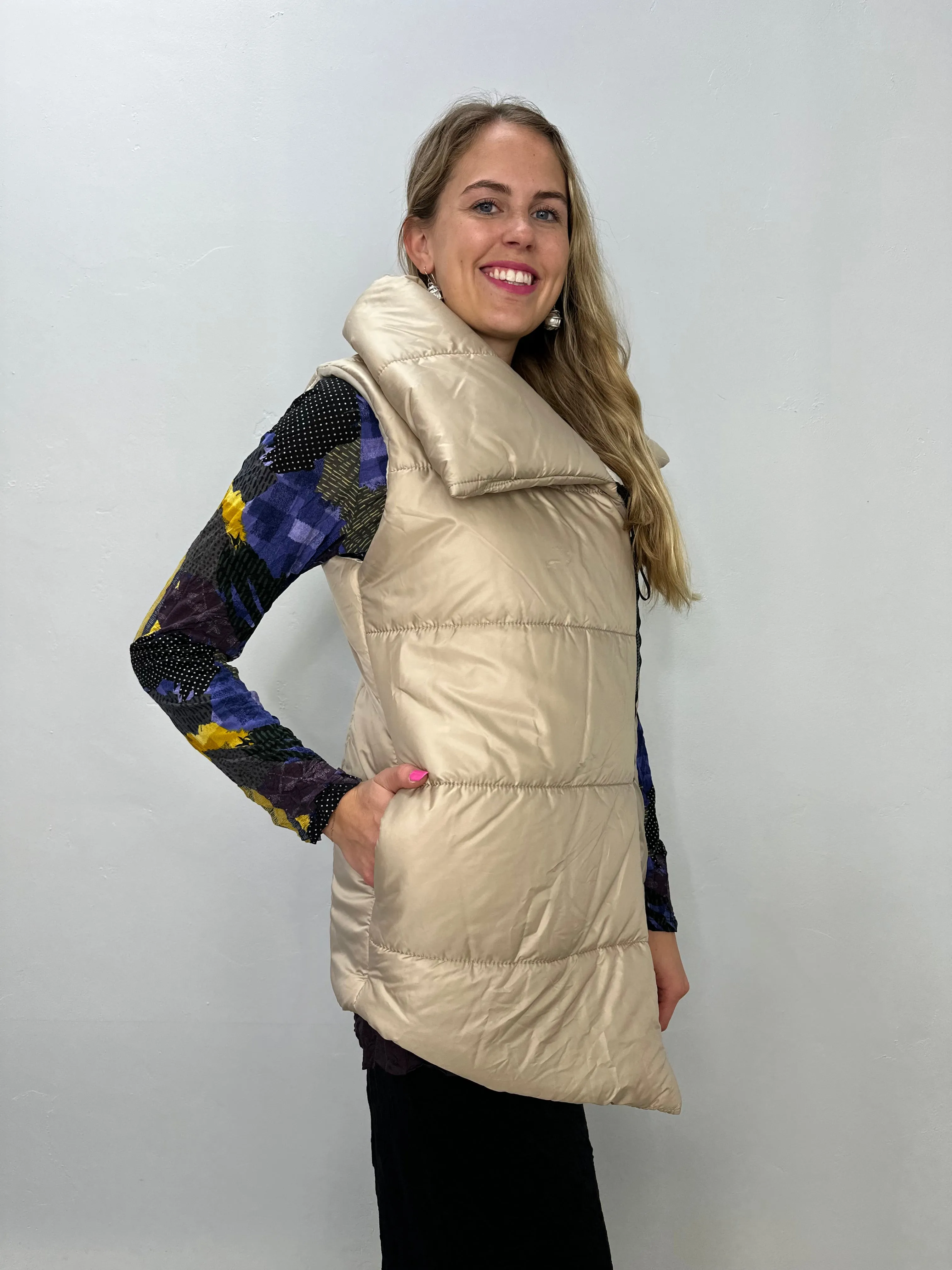 Beige Zip Up Puffer Vest