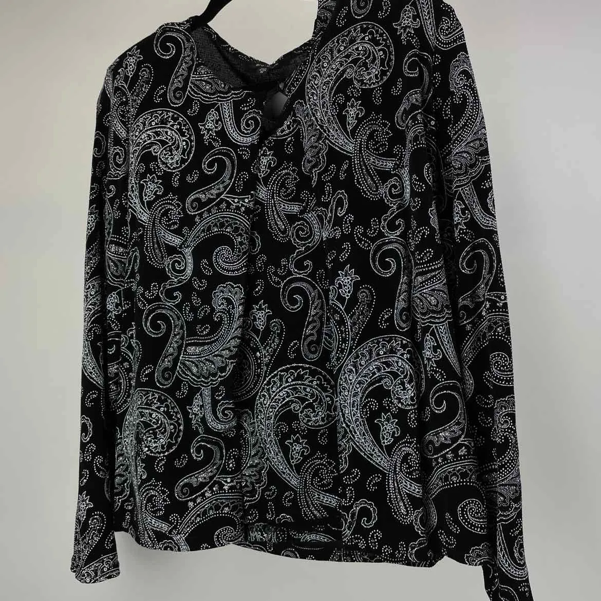 Blu Sage Size M Black/silver With Tank Sparkle Cardigan