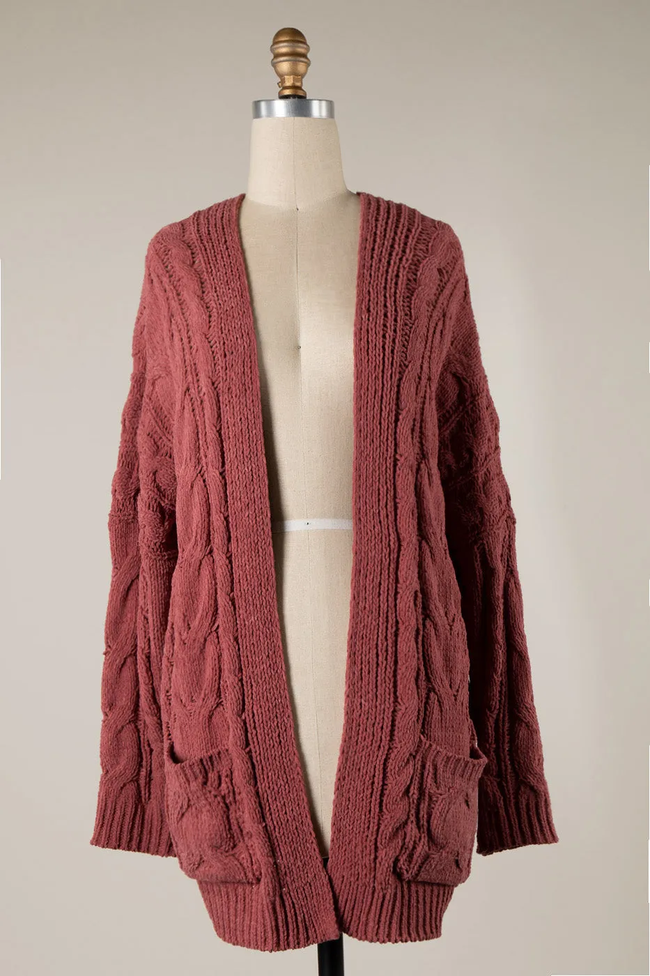 CABLE KNIT CHENILLE CARDIGAN WITH PATCHED POCKETS 1 PACK