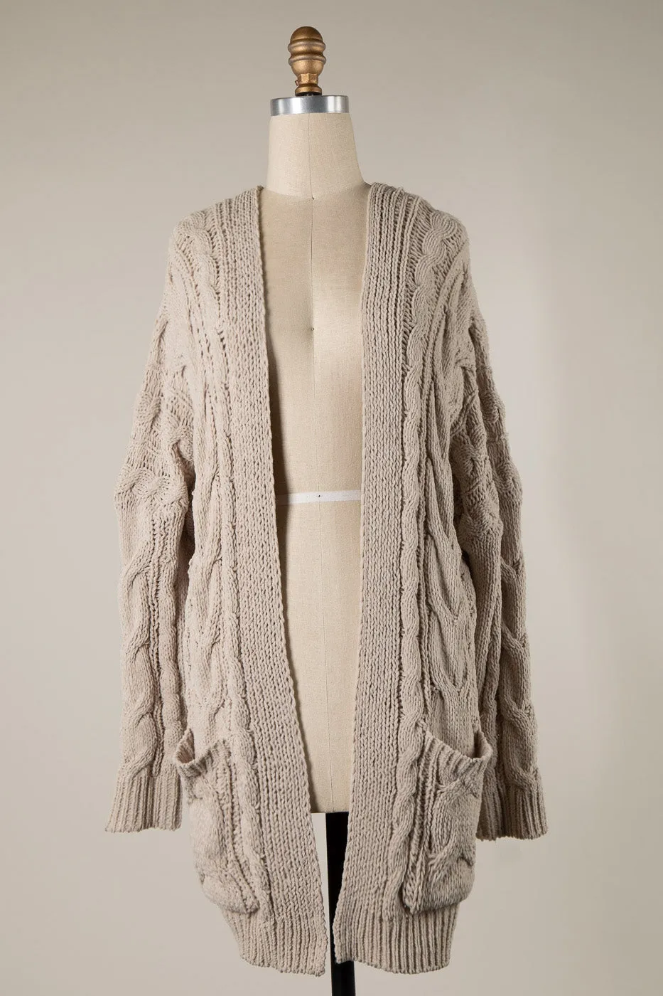 CABLE KNIT CHENILLE CARDIGAN WITH PATCHED POCKETS 1 PACK