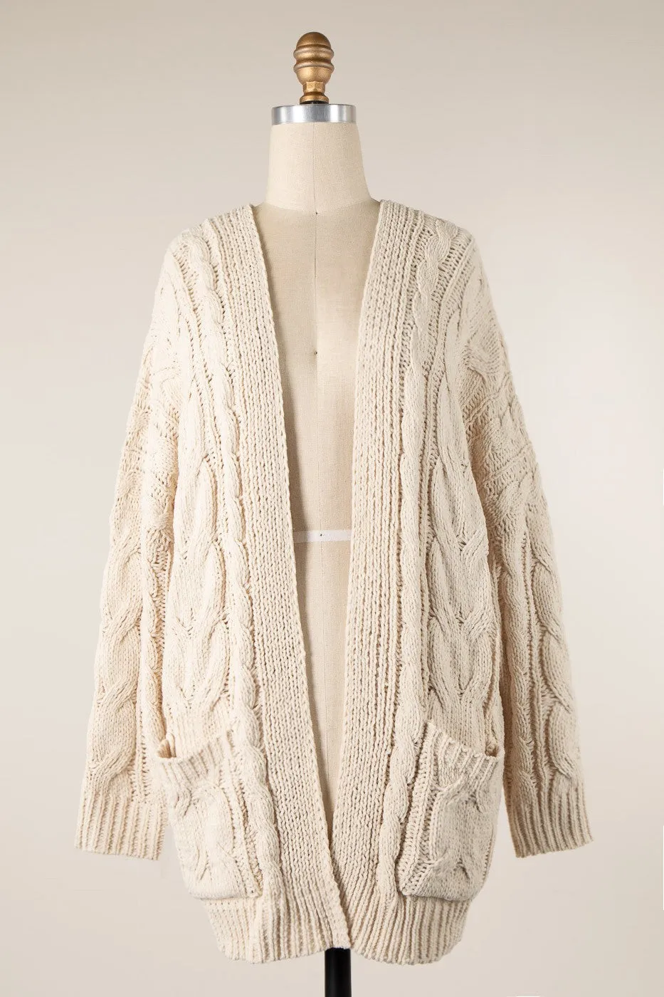 CABLE KNIT CHENILLE CARDIGAN WITH PATCHED POCKETS 1 PACK