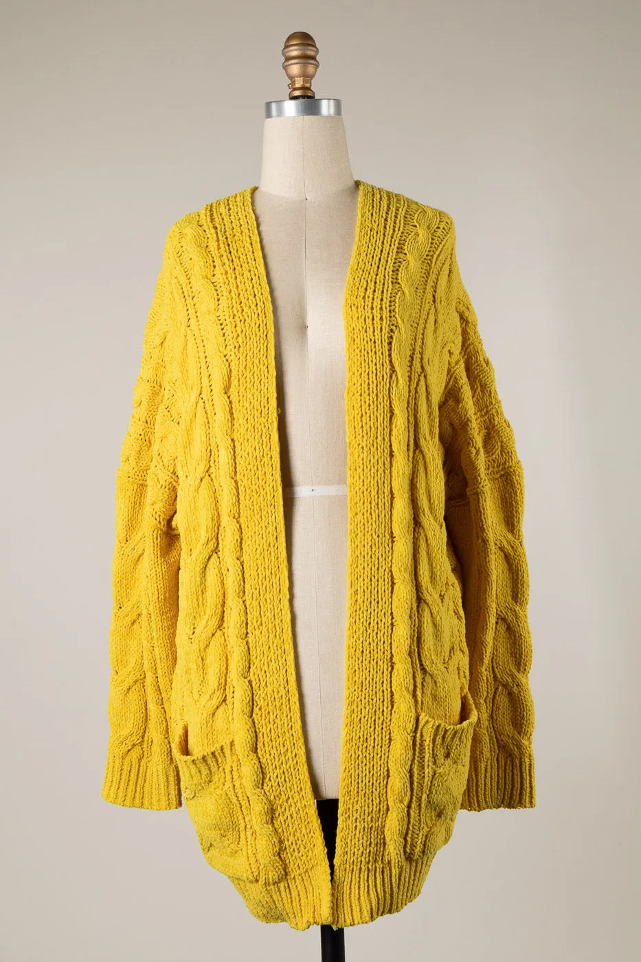 CABLE KNIT CHENILLE CARDIGAN WITH PATCHED POCKETS 1 PACK