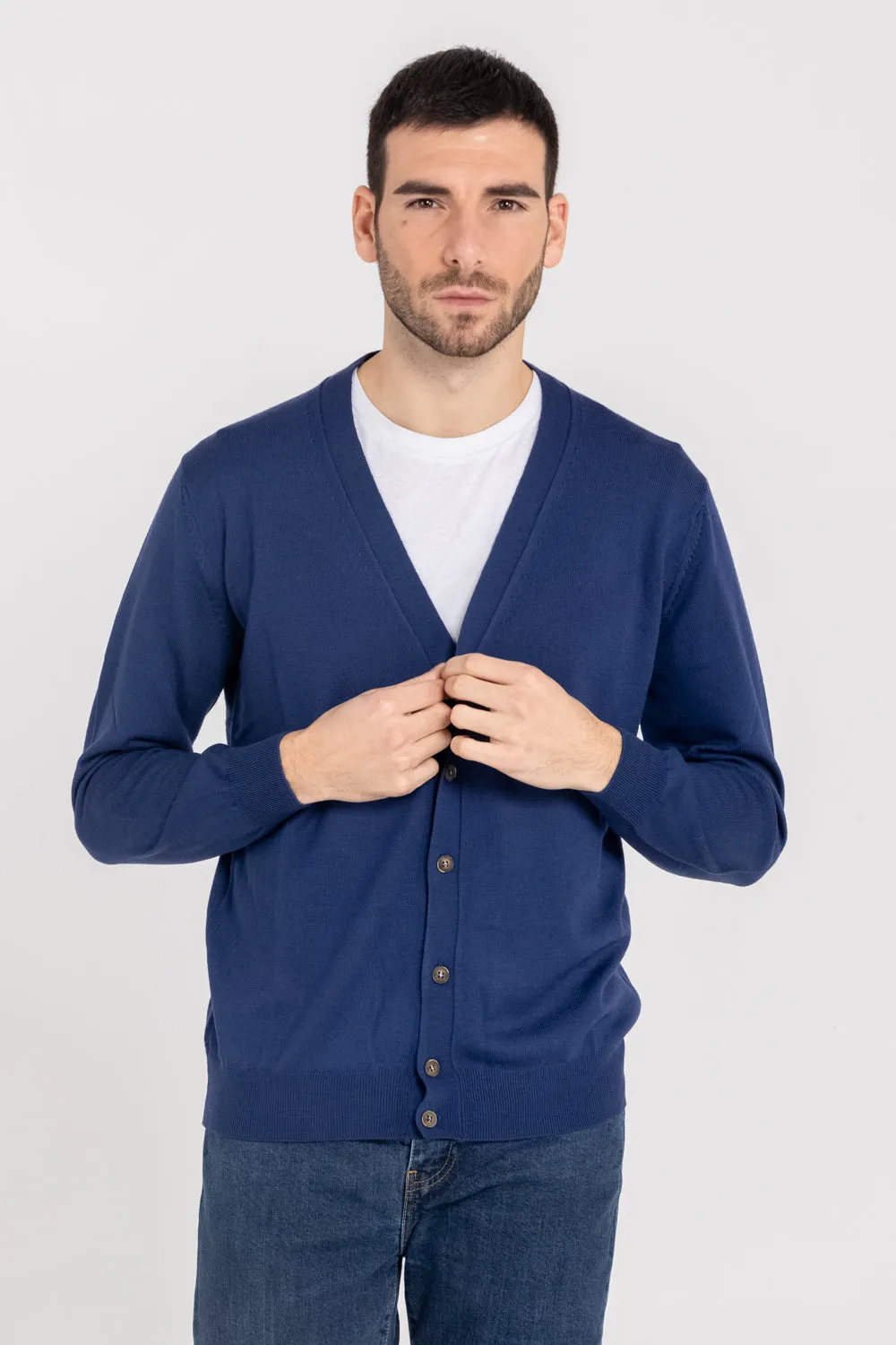 CLASSIC MERINO CARDIGAN