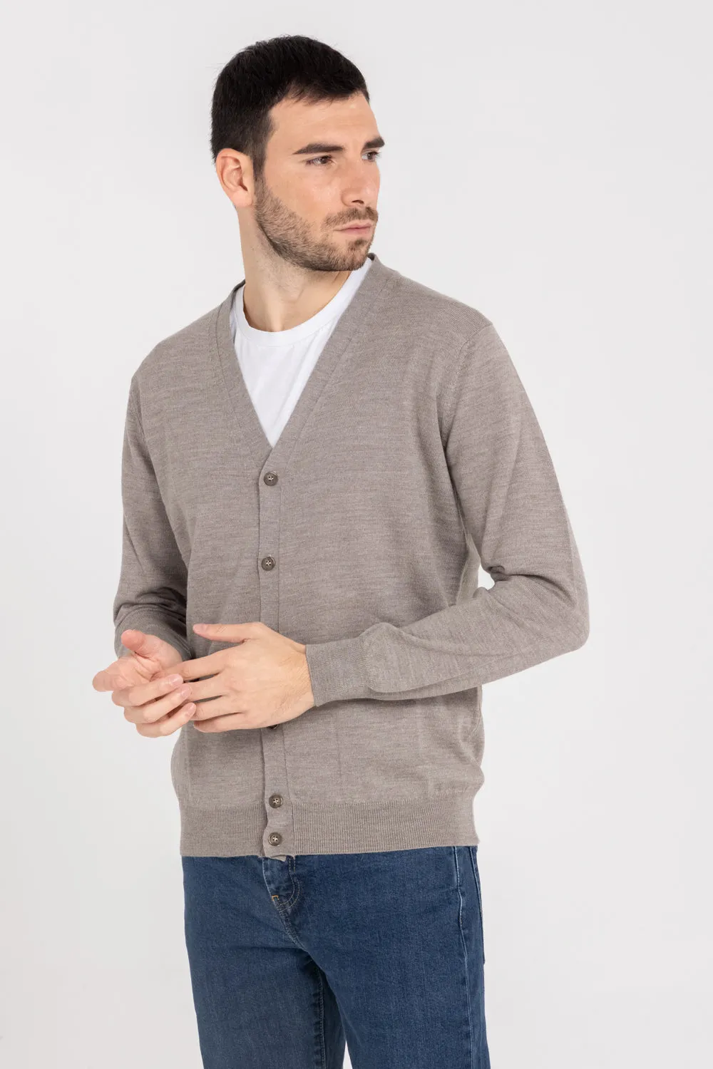 CLASSIC MERINO CARDIGAN