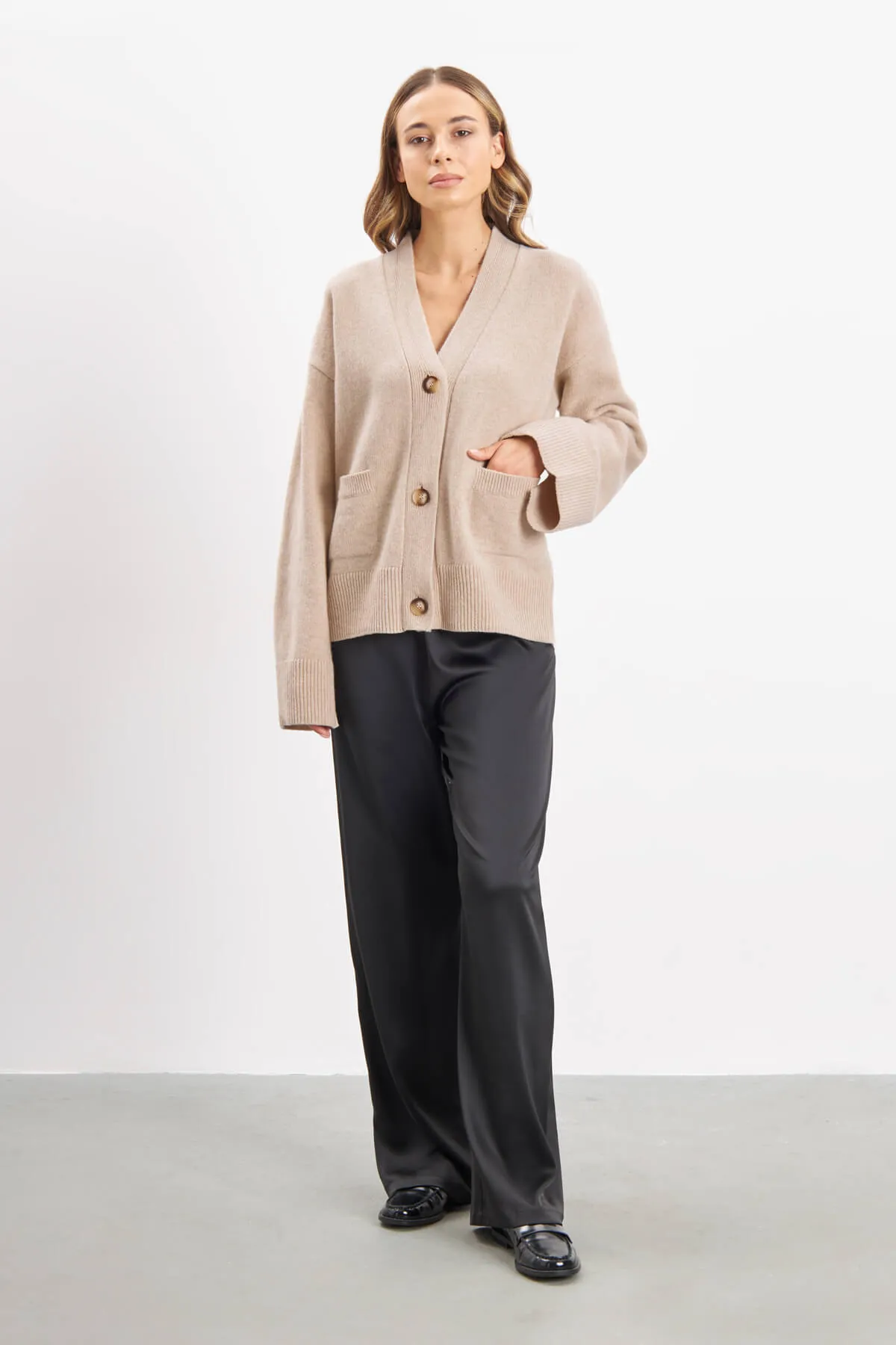 Emery Cardigan - Beige