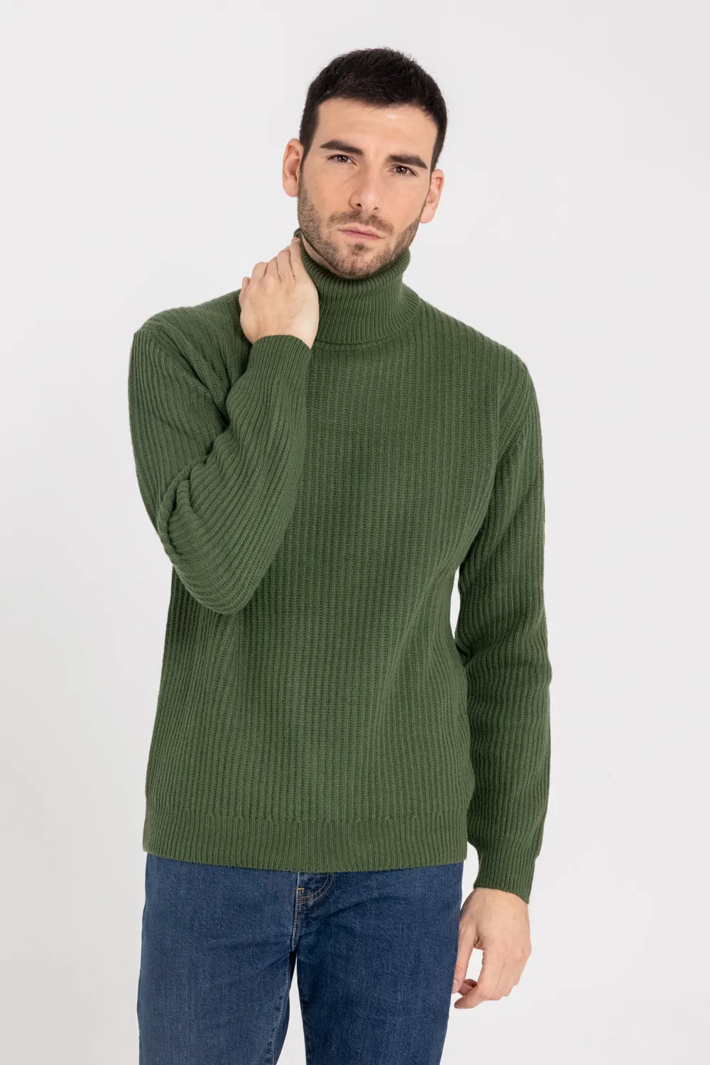 ENGLISH RIBBED TURTLENECK SWEATER