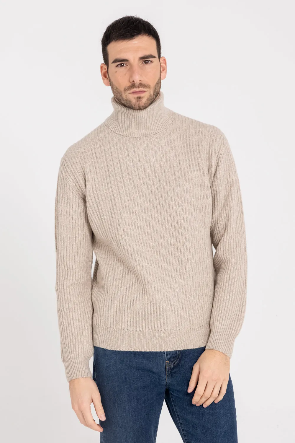 ENGLISH RIBBED TURTLENECK SWEATER