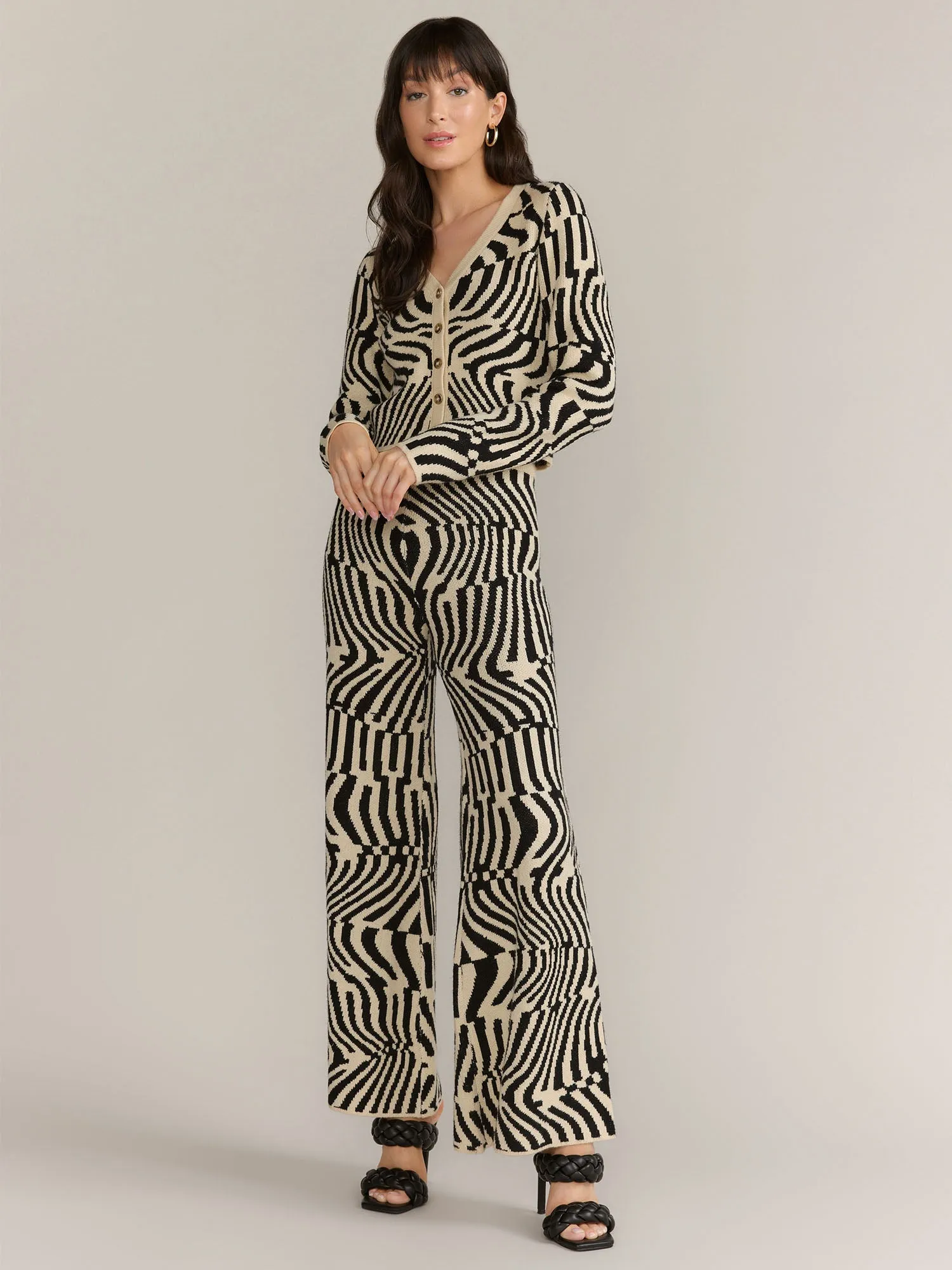 Gilli Abstract Zebra Print Cropped Cardigan - Brands We Love