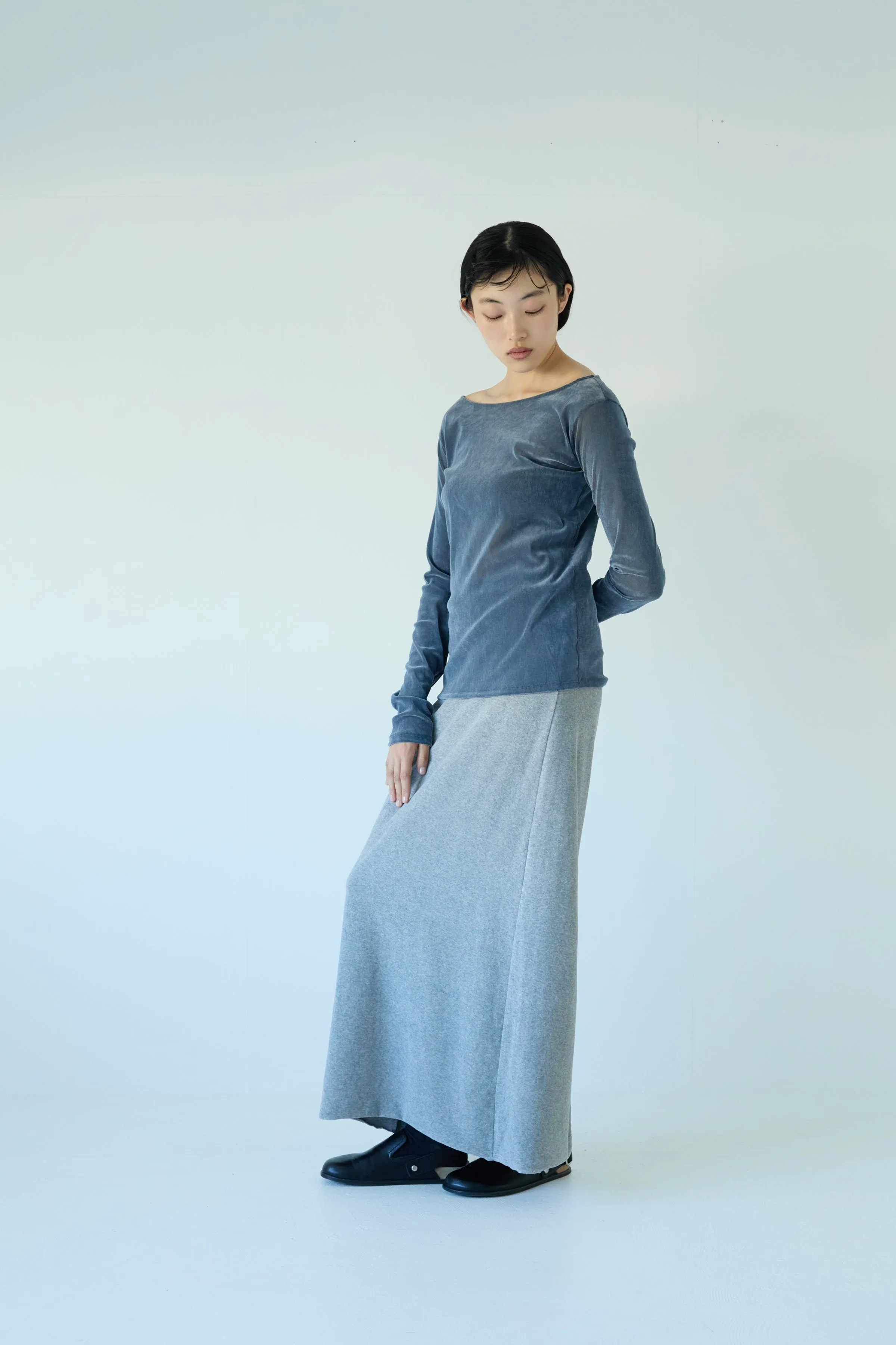 <PRE ODER >  Pile fabric skirt