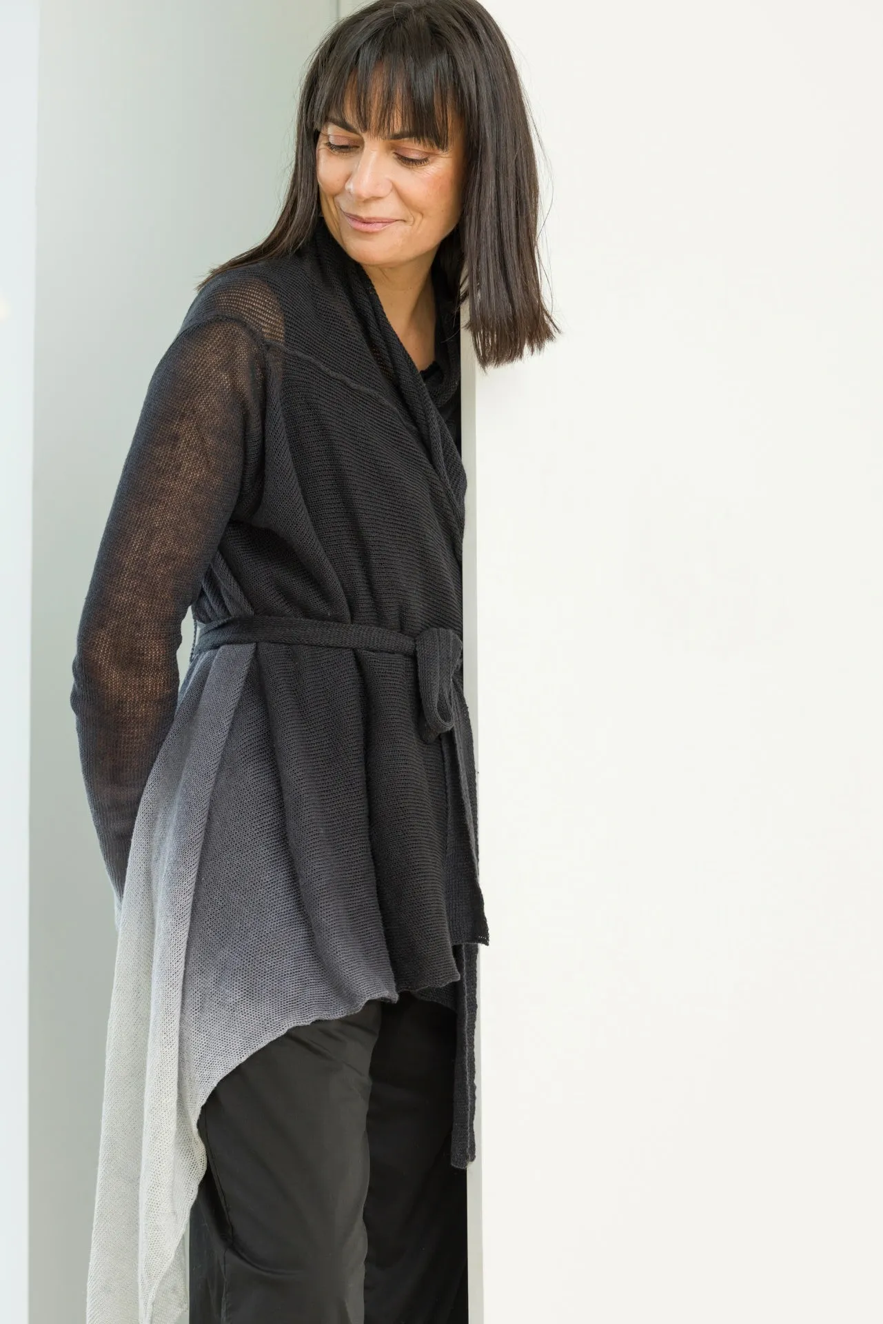 MASNADA CARDIGAN FADED BLACK