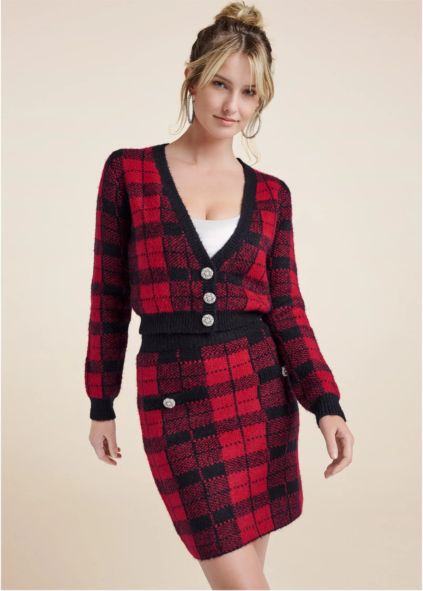 Plaid Sweater And Skirt Set - Black & Red