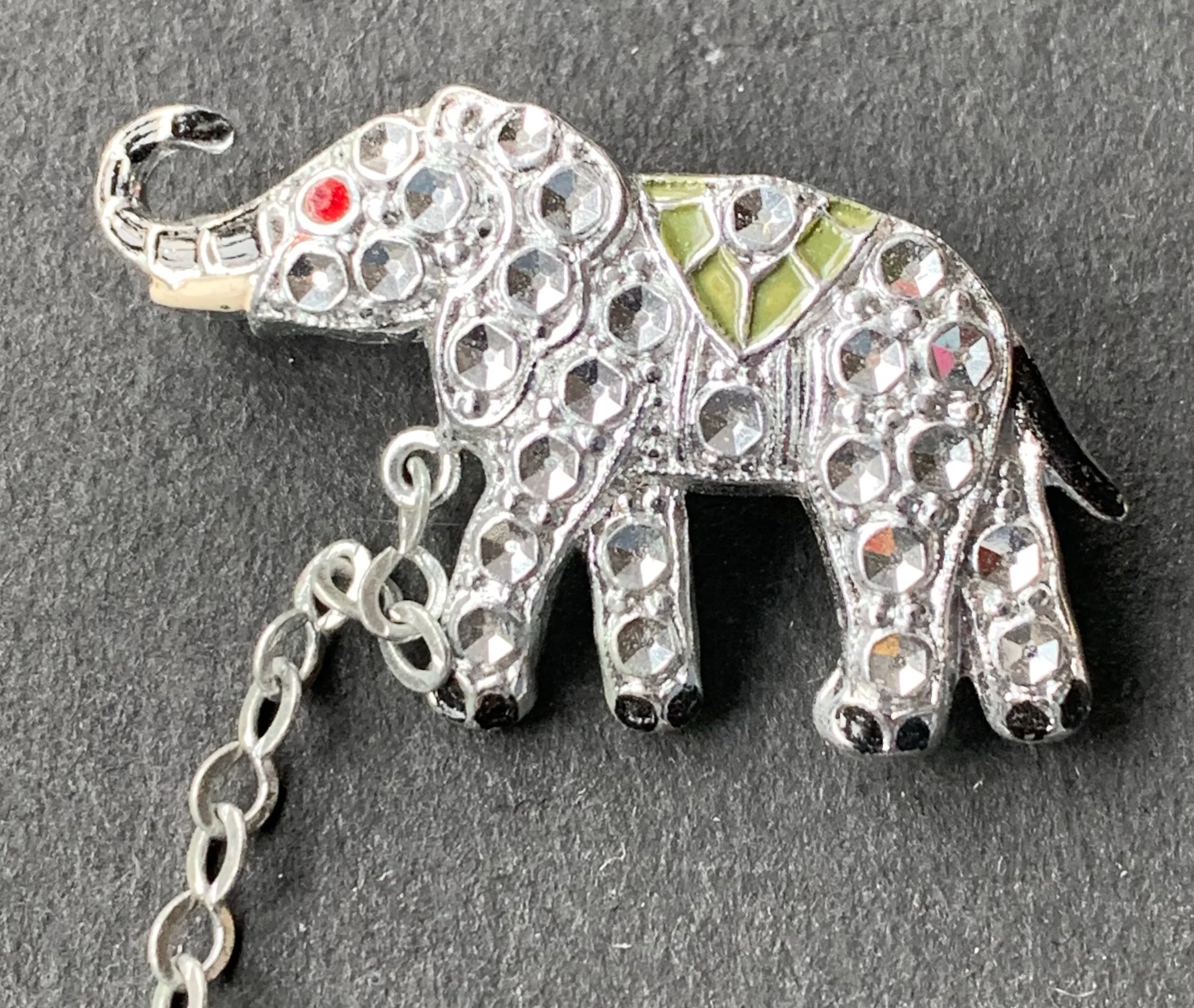 Sparkly Silver 1950s Double Elephant  Brooch