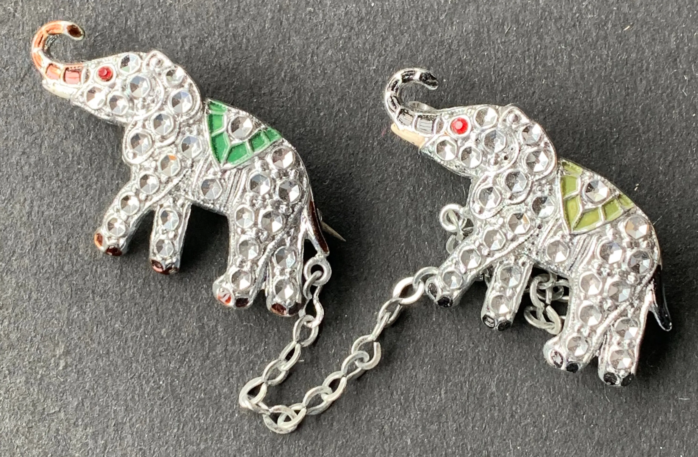 Sparkly Silver 1950s Double Elephant  Brooch