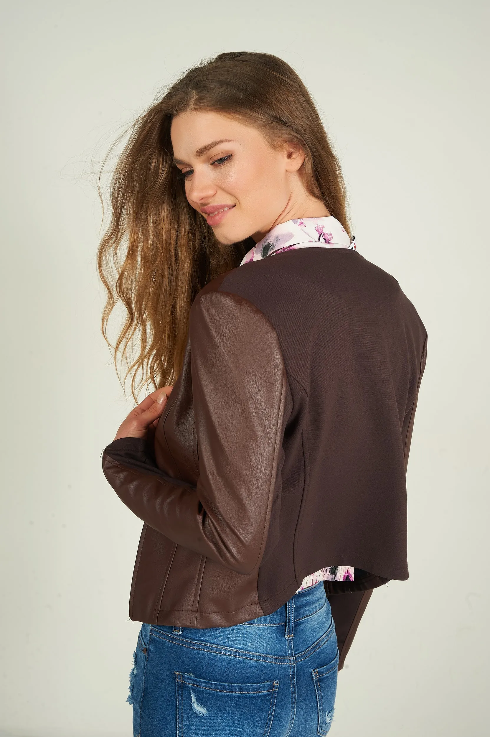 Veste courte en faux cuir - EVELINE-F24 - (R-B20)