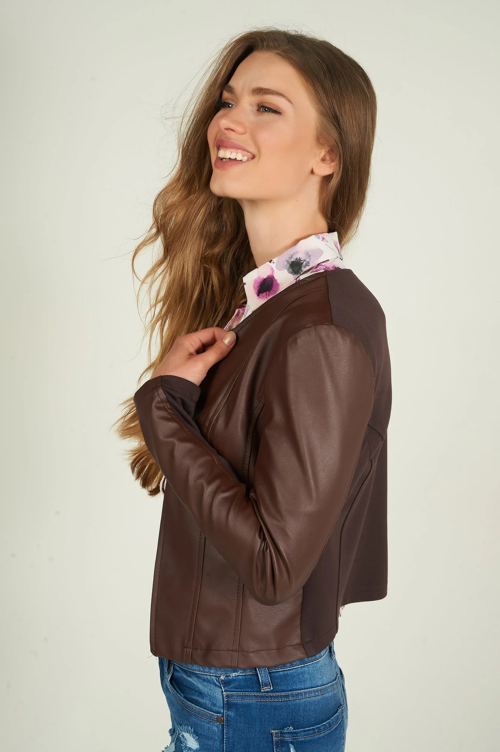 Veste courte en faux cuir - EVELINE-F24 - (R-B20)