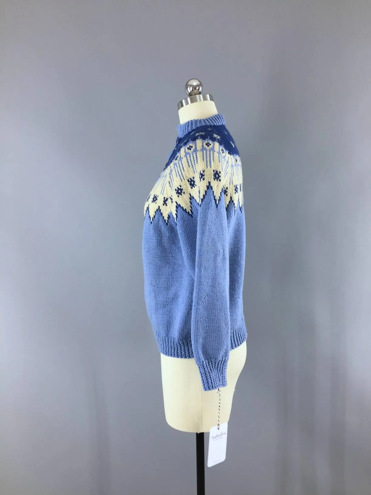 Vintage 1970s Cardigan Sweater / Blue Fair Isle Nordic Wool