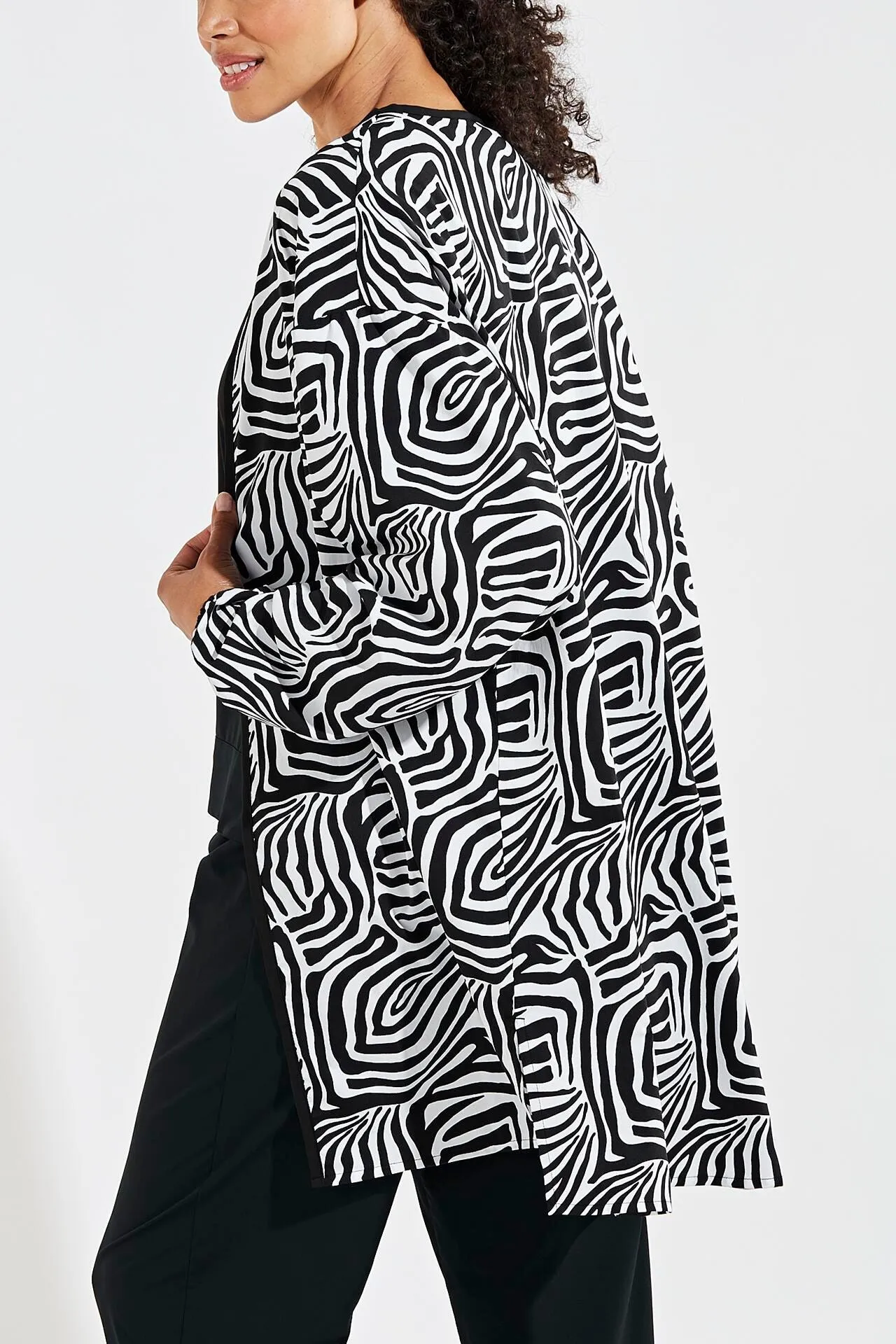 Women's Majorca Wrap  |  Black/White Mara Abstract Print